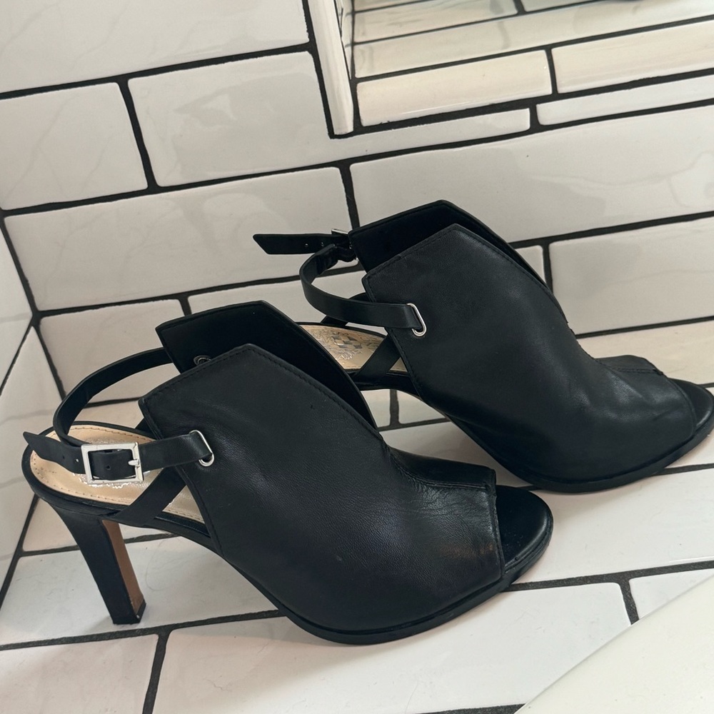 Vince Camuto Size 7 1/2 Open Toed Heel. Worn Twic… - image 2